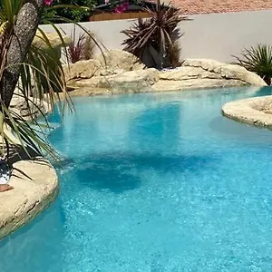 https://villa-de-vacances.hotels-rhonealpes.com