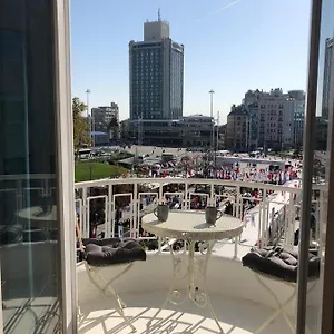 Great View Of Taksim Square, Luxury Furnished On Main Street Of Taksim, Partial Sea View Istanboel